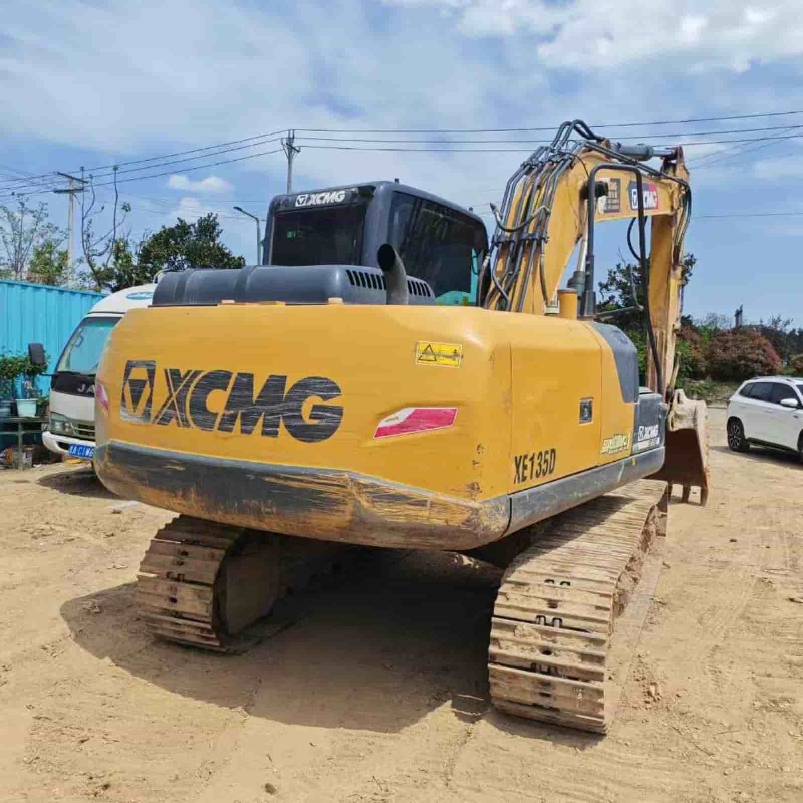 XCMG 135 Excavator